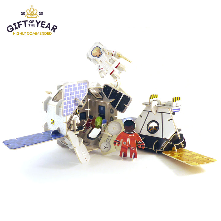 Space Station Playset - PlayPress